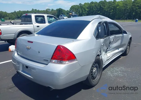 2014 Chevrolet Impala Limited Police z USA, uszkodzony, nr VIN 2G1WD5E37E1169368